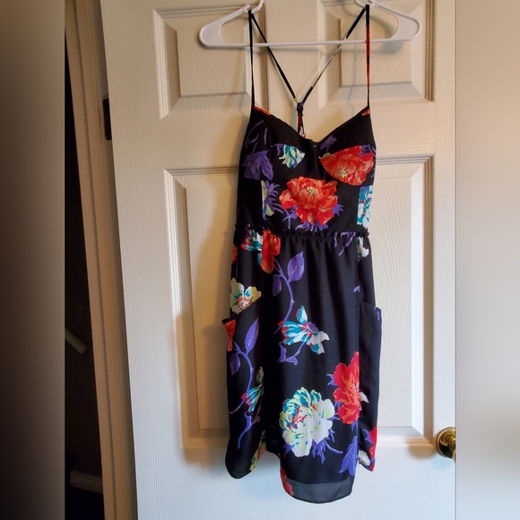 American Eagle floral dress with pockets size M - Picture 1 of 2